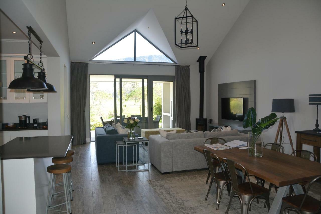 Fernkloof Fairways Villa 허머너스 외부 사진